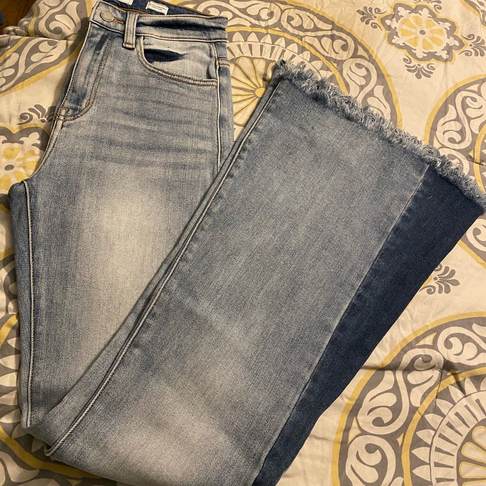 Ultra High Rise Super Flare Jeans 👖